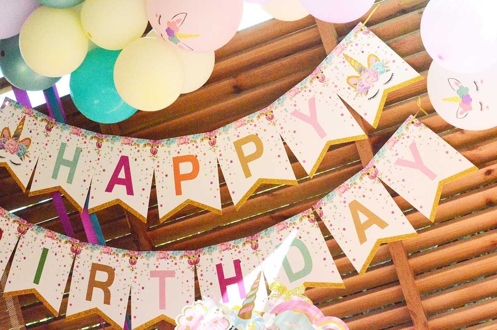 Vaisselle pour anniversaire